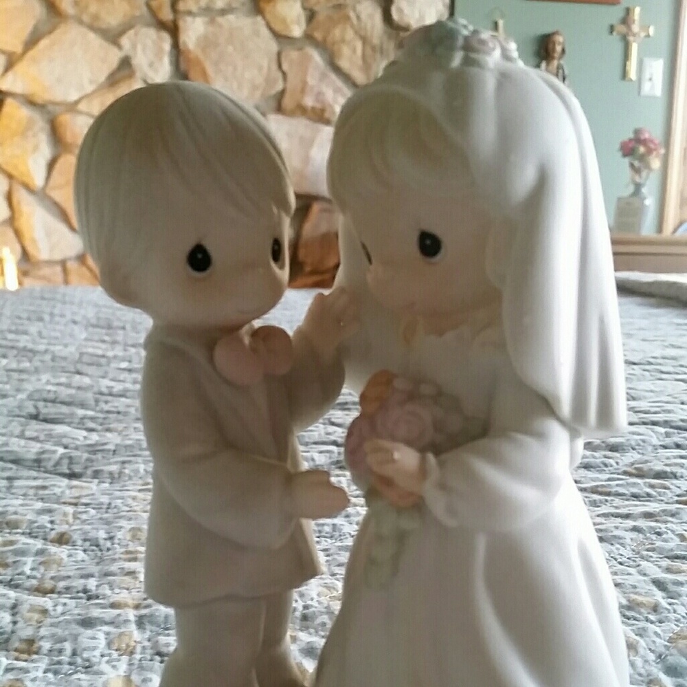 Precious Moments Wedding set